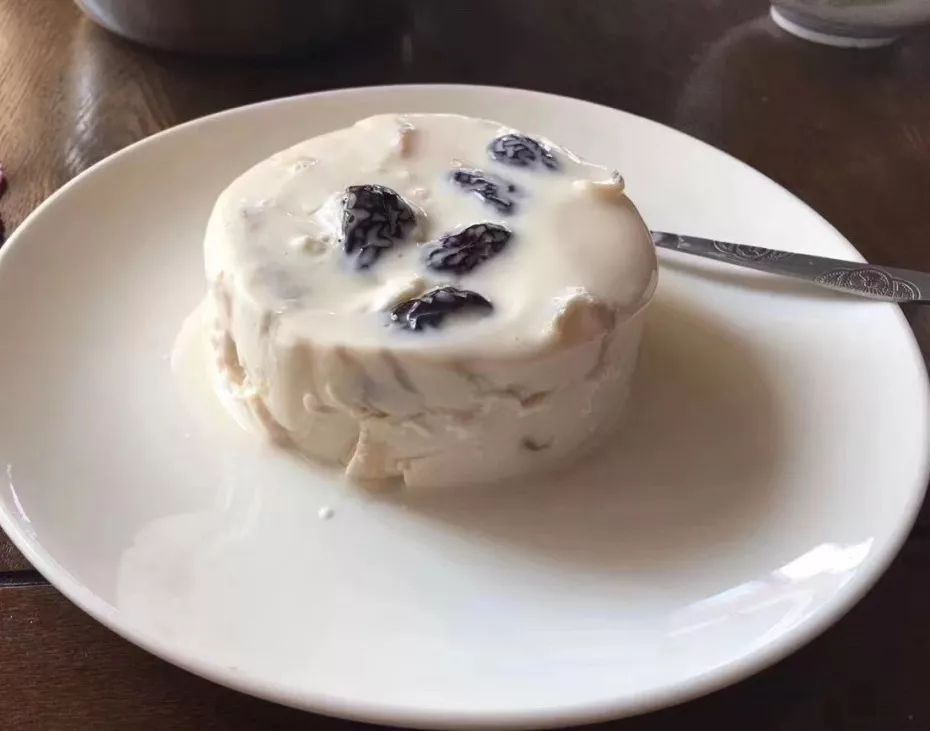 超级嫩滑的牛奶花胶冻,营养即食花胶奶冻