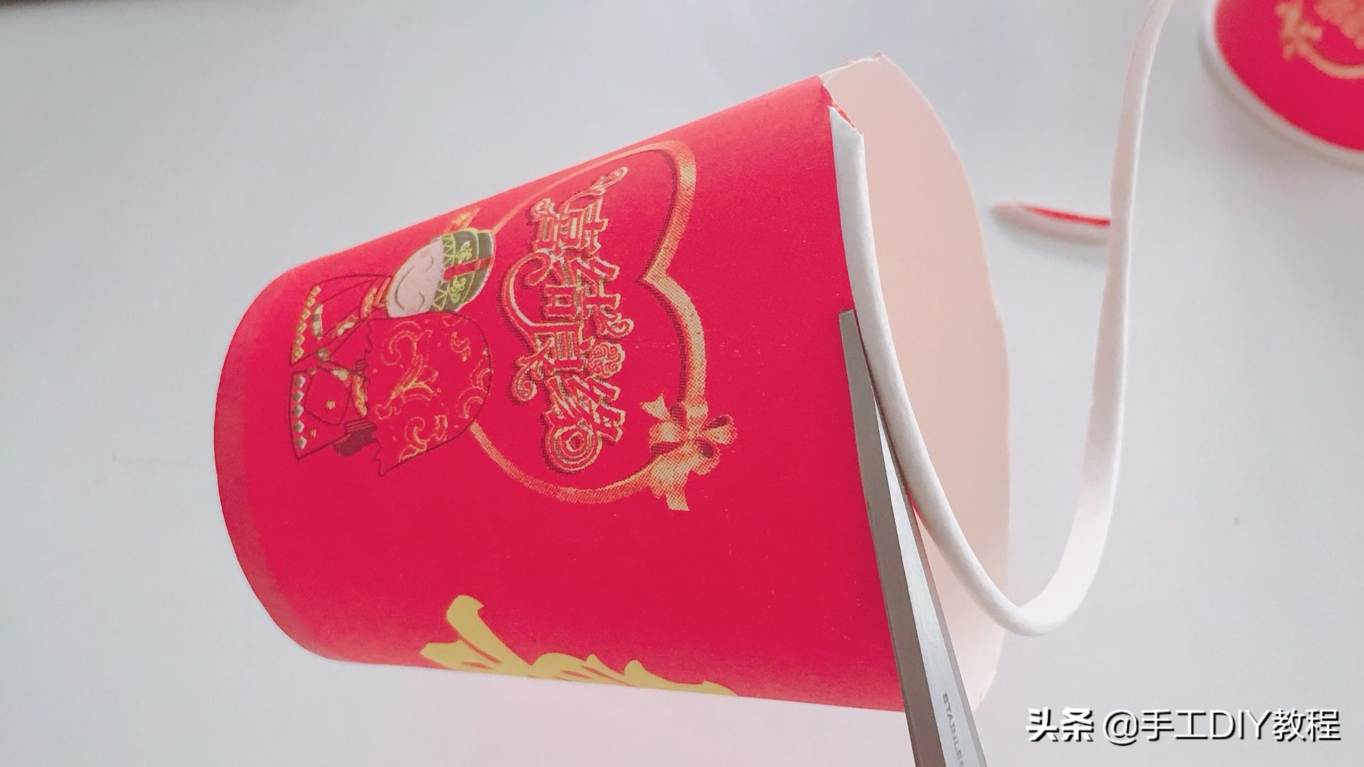 元宵节手工灯笼制作大全幼儿园,元宵节灯笼剪纸的手工制作方法