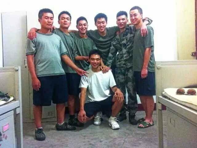 大学生当兵是一种什么样的体验?复旦大学学子这样回答:不后悔!