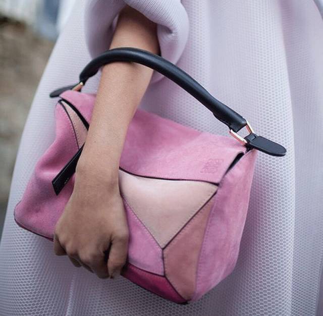 大牌同款皮质包包,怎么挑选适合自己的大牌包包