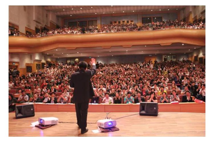 石真语品牌营销,石真语成功的秘诀是假装成功