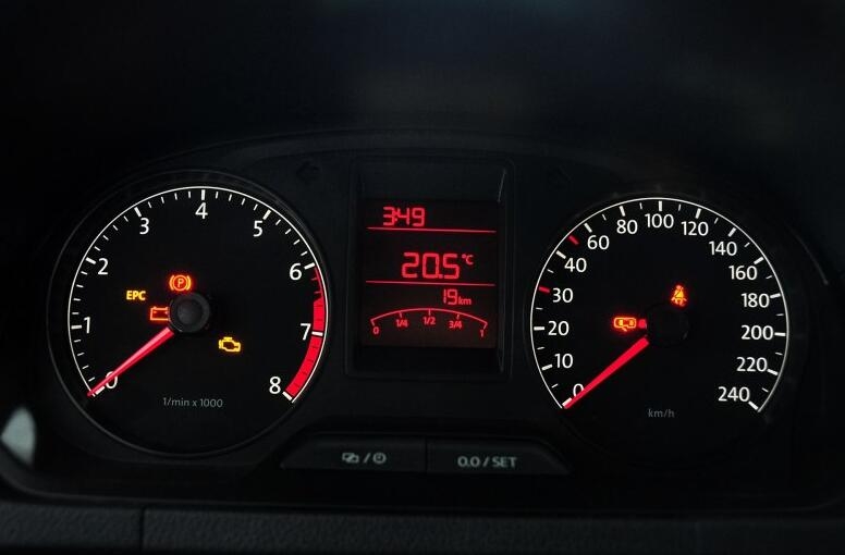 大众捷达车主感受,成都卖新车大众4万多