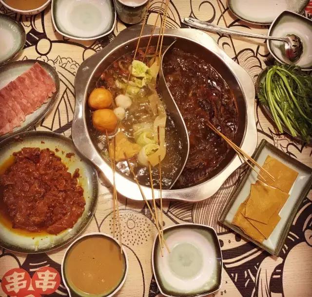 没想到北京地铁4号线这几站地能有30家好吃的,够你吃一年