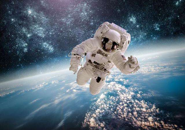 人类第一次登月的飞船信息,世界上最可怕的一次人类登月