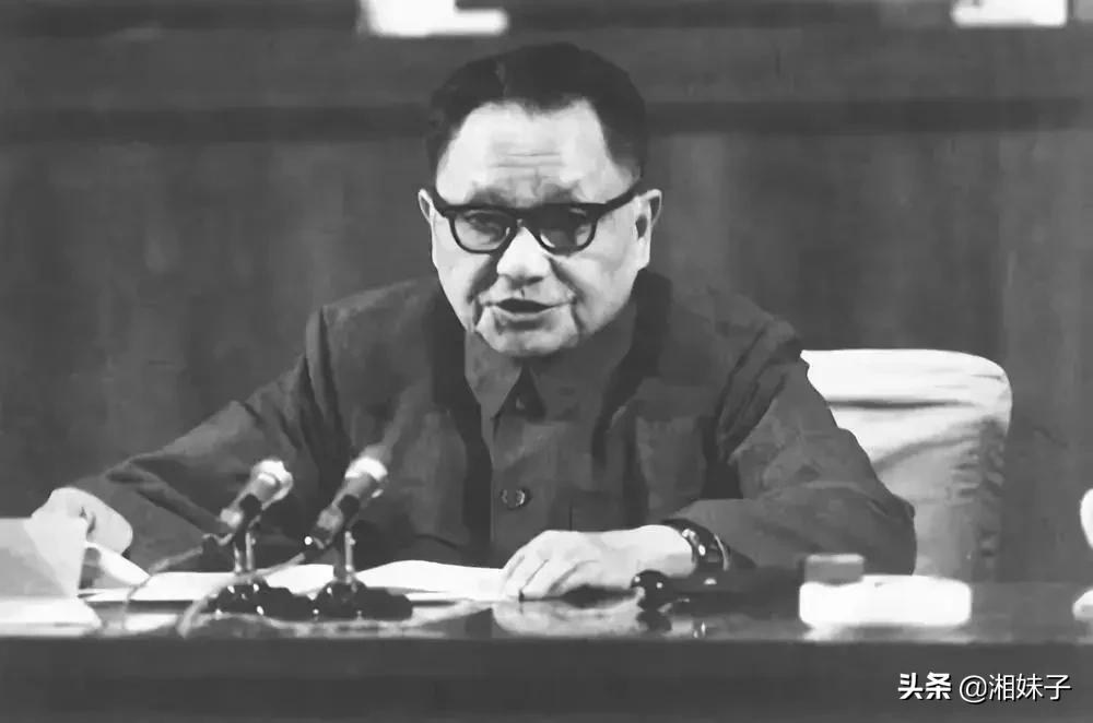 *小平邓**逝世22周年！今天，再道一声：小平，您好！