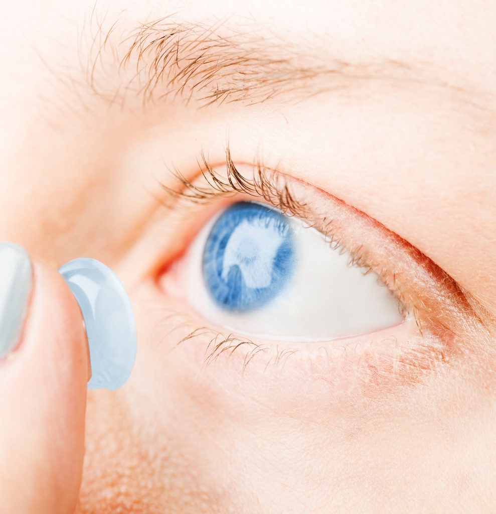 隐形眼镜撕碎视频,隐形眼镜全透明剪碎视频