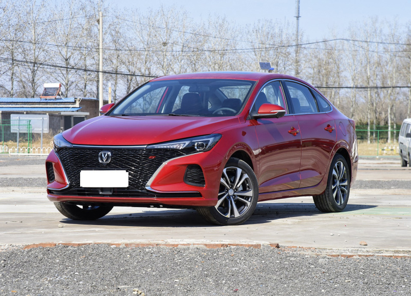 新款逸动火了！路虎工程师操刀，有4层隔音技术，大学生也买得起