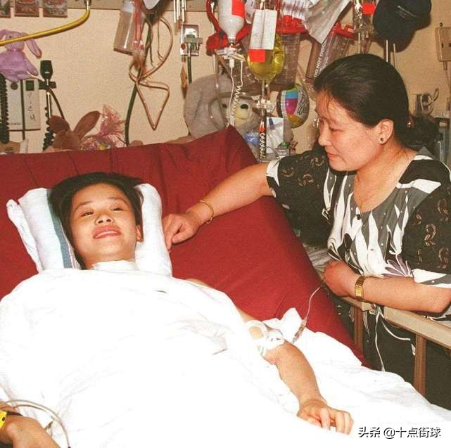 桑兰当年因伤致残得到多少赔偿,冠军桑兰高位截瘫17年是谁导致