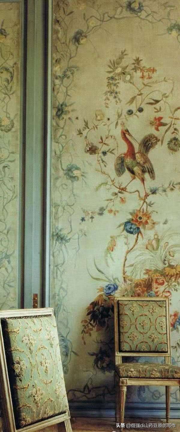 尘封历史往事,尘封的木制大门