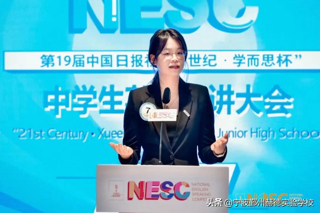 喜报千里传荣誉进家门,喜报连连为家乡争光