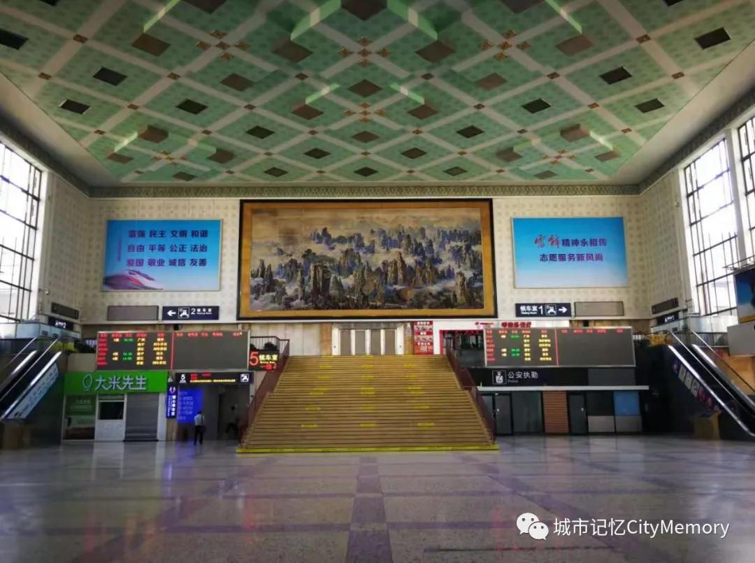 长沙高铁什么时候开始运营,长沙高铁南站有发展空间吗