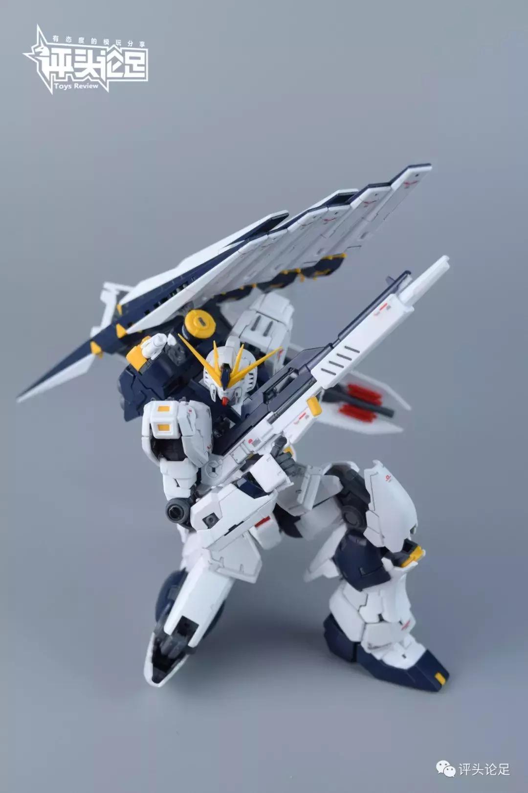 万代rg独角兽高达爆甲拼装教程,rg强袭高达空中战形态拼装过程