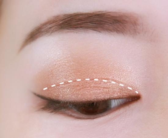 不同眼型适合的眼影画法教程,hudabeauty眼影教程内双眼皮