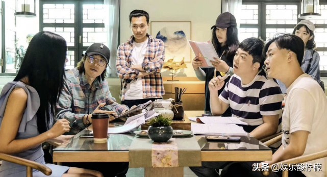 5大笑星，世界最美面孔第2名，拼凑的《大红包》只有4.9分