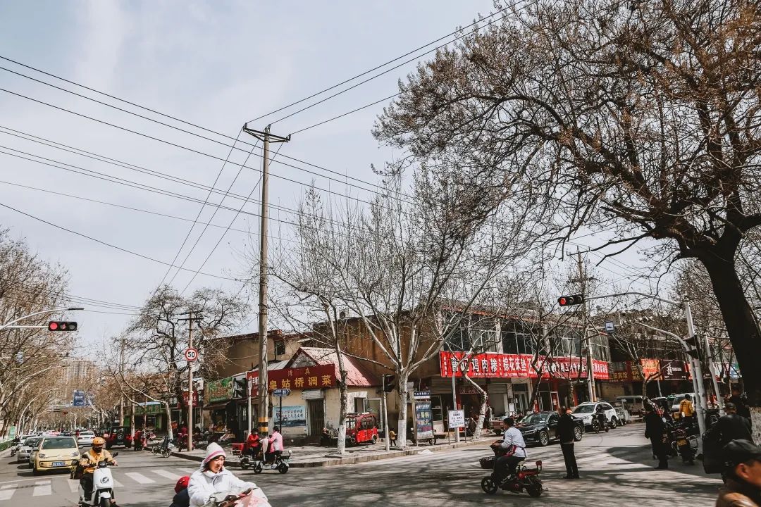 八蜡庙街涑河南街美食,八腊庙街的提拉米苏店