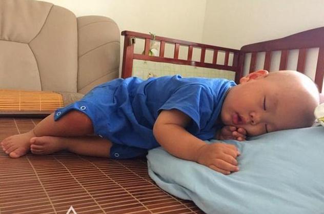 每当午睡孩子就失眠？别忽视3方面的调整，午睡意义很重要