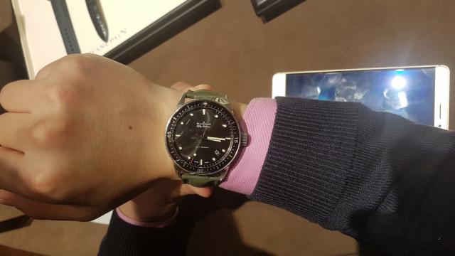 劳力士潜水表宝珀 (劳力士潜航者和宝珀五十噚哪个好)