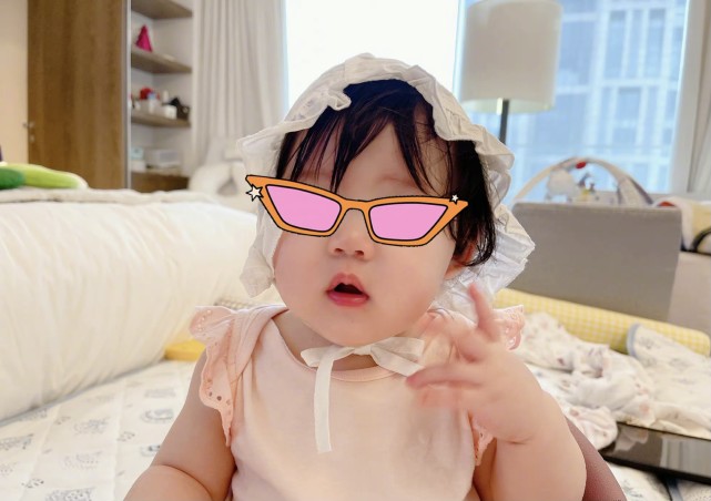 向佐与郭碧婷合照,向佐跟郭碧婷合照