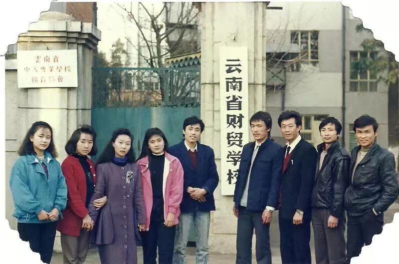 随笔忆往昔峥嵘岁月,随笔记忆犹新的春天往事