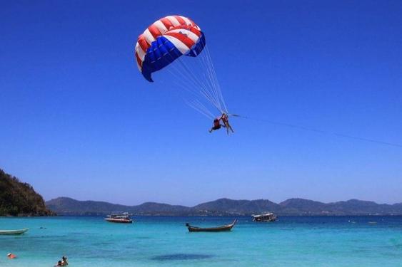 春节跟团去泰国旅游多少钱,现在去泰国旅游跟团多少钱