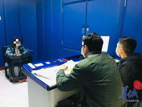 女子贩卖口罩被抓5年,女子卖假口罩被抓