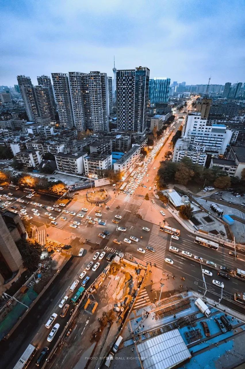 有生之年一定要去四川吗,年轻时不能去四川吗