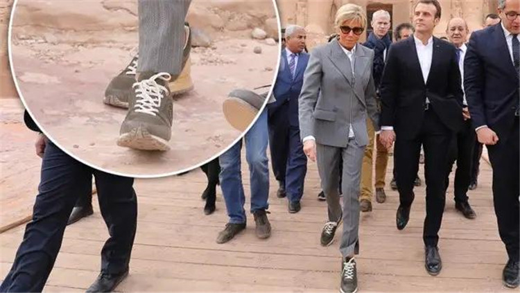 法国总统夫人lv口罩,法国总统马克龙夫人购买lv口罩