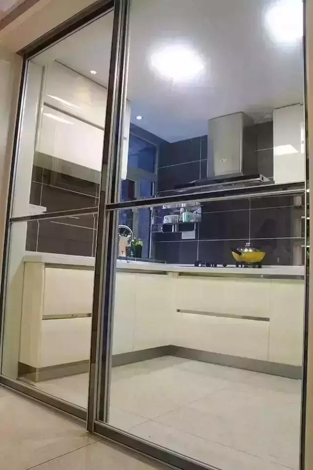 厨房推拉门能挡油烟吗,厨房究竟有没有必要装门