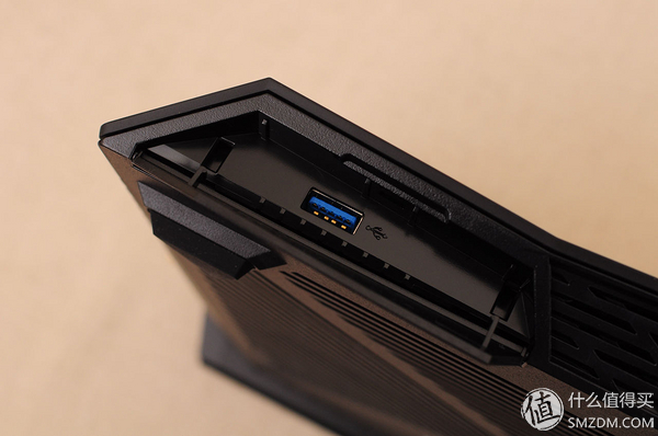 能穿墙不掉线的路由器,能穿墙的路由器打游戏不卡