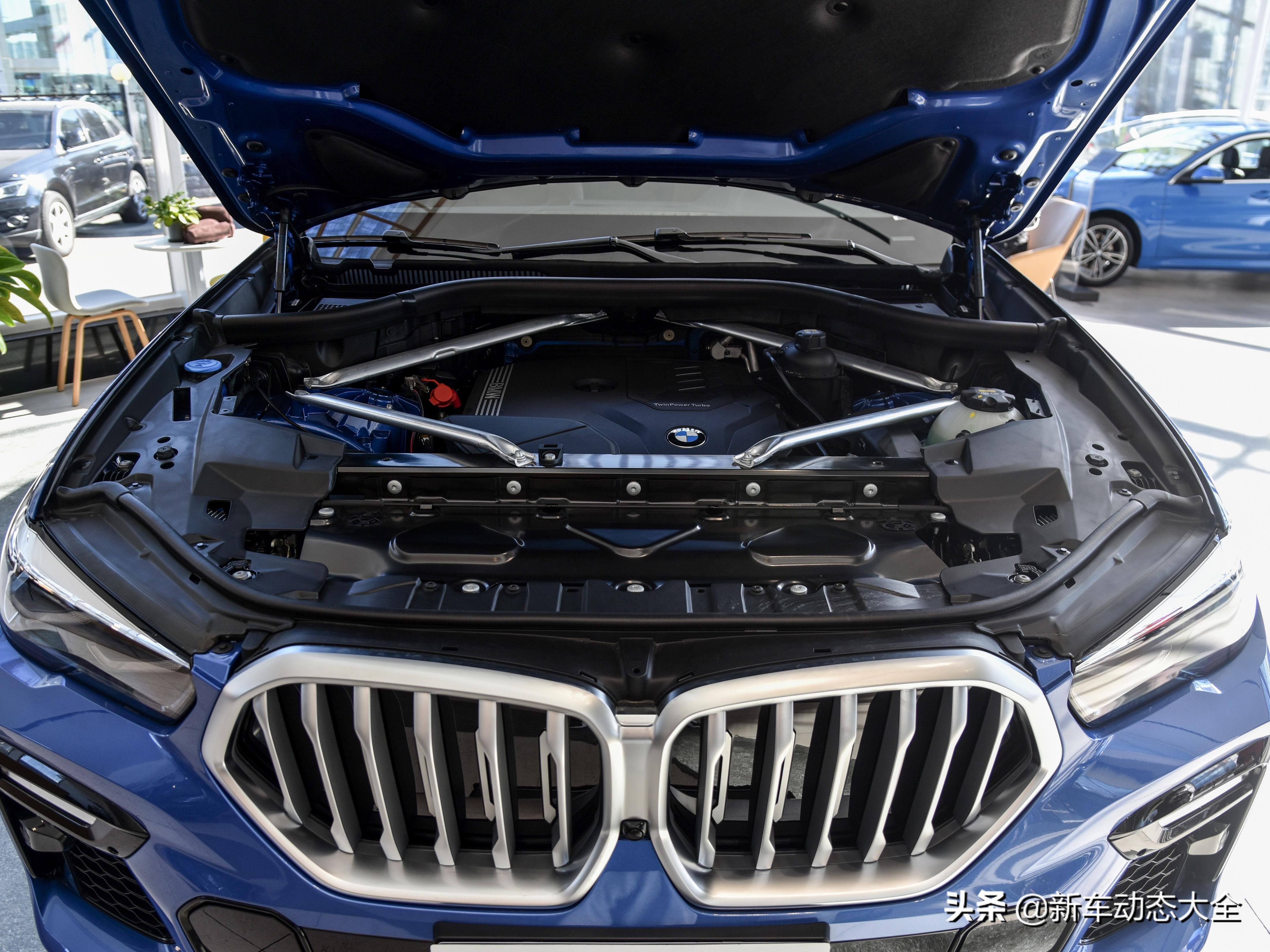 大SUV原装进口,豪华品牌轿跑SUV开创者,实拍宝马X6