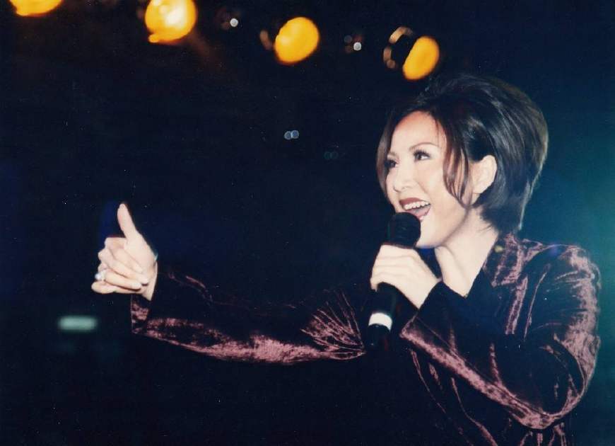 90年代红遍大江南北的八位女歌手,80年代比较有代表性的大陆女歌手