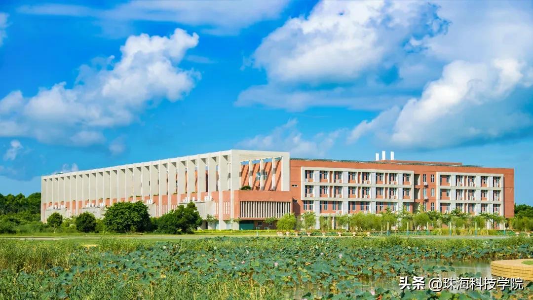 读一所校园环境和学习氛围全方位一流的大学是什么体验？