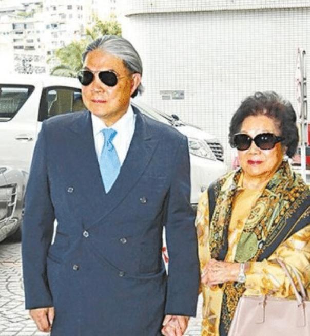 霍英东原配妻子，陪他从穷小子到商界大佬，吕燕妮经历了什么？