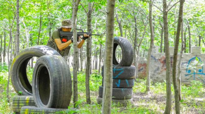 玩真人cs攻略,真人cs户外野战运动去哪玩