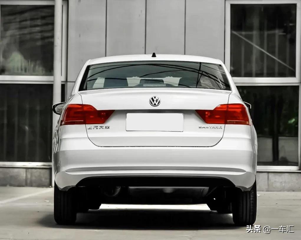 桑塔纳自动挡和polo自动挡哪个好,大众桑塔纳自动风尚版价格