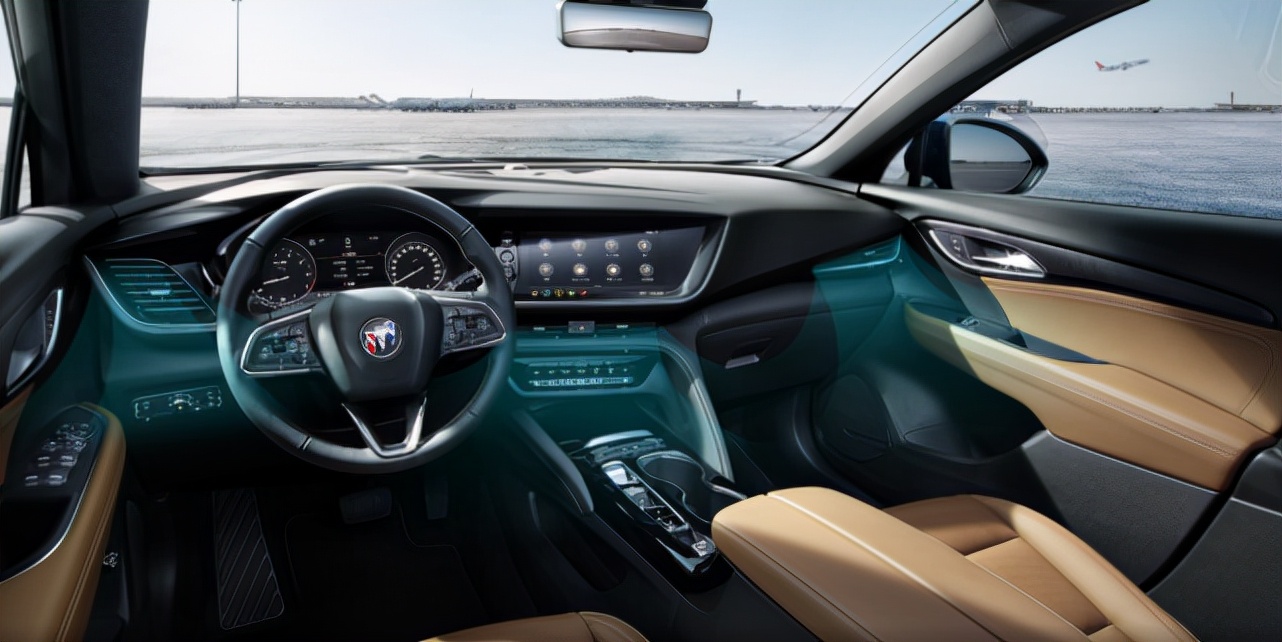 昂科威plus硬抗大货车,昂科威plus2024款平台