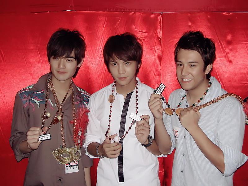 港星张致恒喜得三胎,tvb演员张致恒