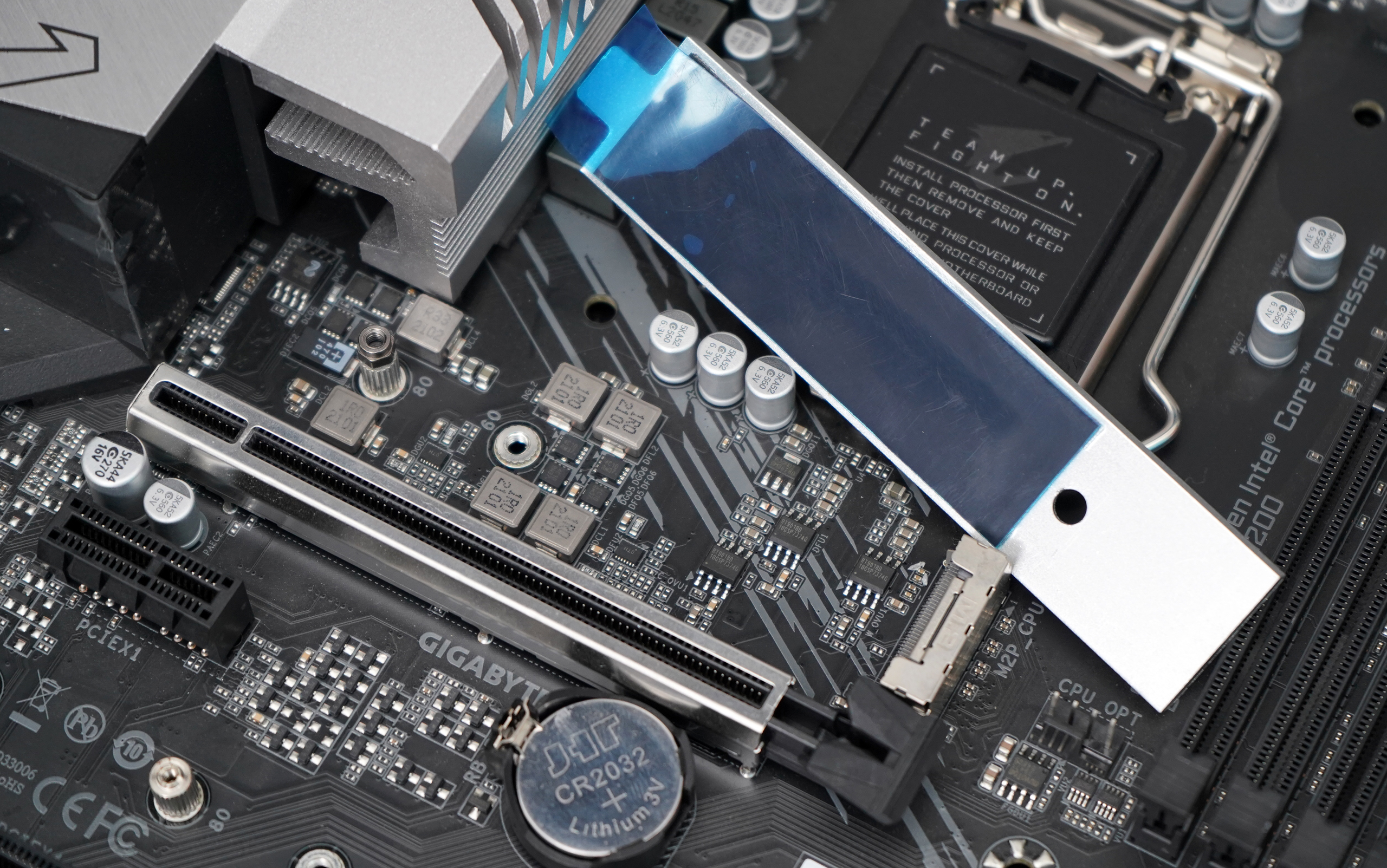 技嘉雪雕b560主板功能区介绍,技嘉雪雕b560maorusax参数