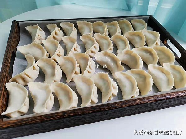 豆角饺子馅炒一下放什么调料好吃,豆角胡萝卜鸡蛋饺子馅怎么做好吃