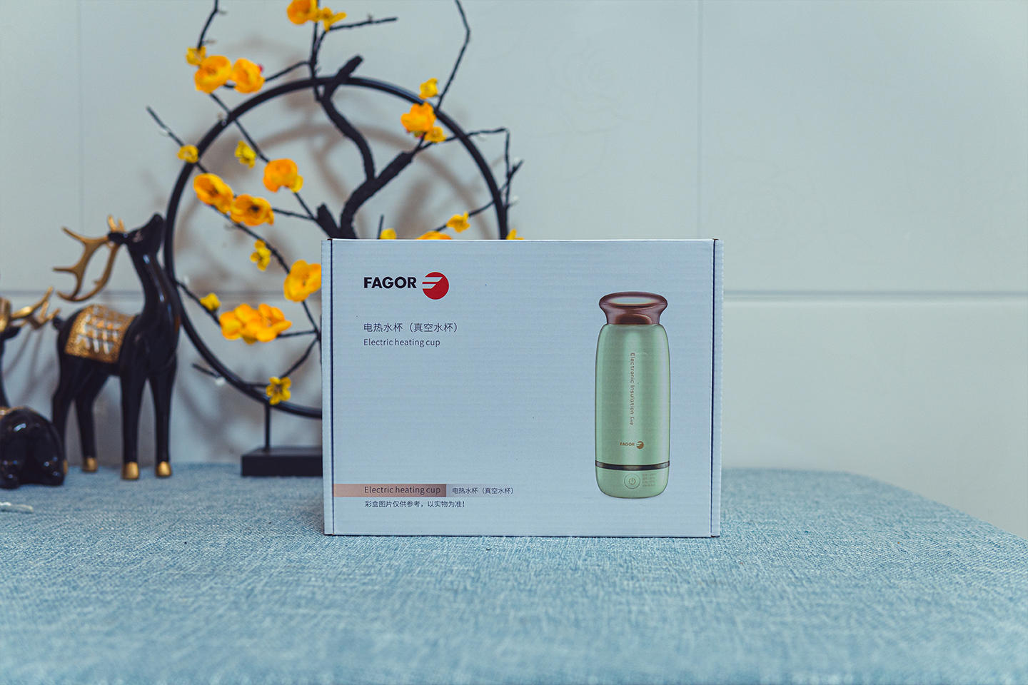 法格和大宇多功能料理锅哪个好,大宇烧水壶便携恒温壶测评