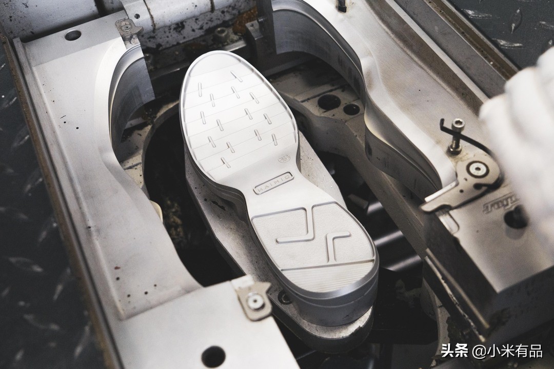 人体机械手臂制作教程,智能机械手臂制作全过程