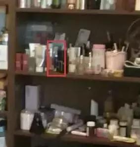 别傻了,你以为她们是真的惨么?