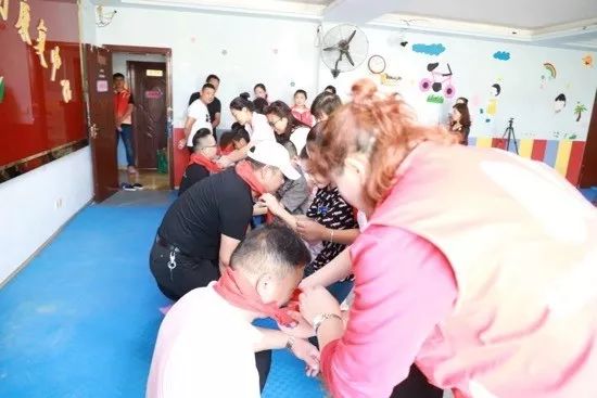 悦心公益,企业践行公益奉献爱心