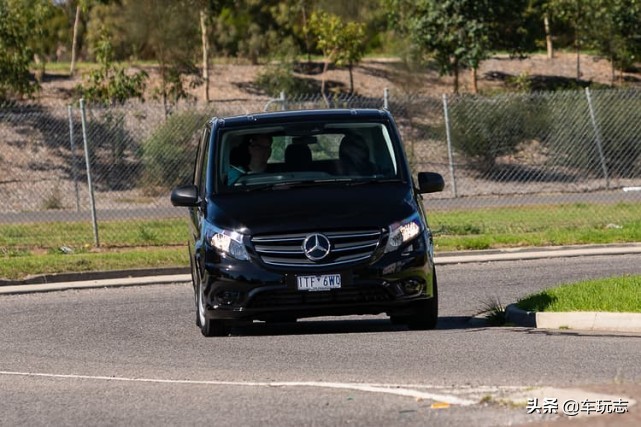 奔驰威霆2022款新车都有哪些改动,奔驰七座商务2021款威霆v级报价