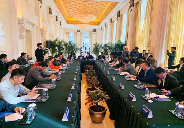 国足大侠：鹏哥、铁子、宝山，还有高洪波等