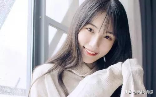 女生怎样做到矜持还吸引男人,让女生变主动的五个方法