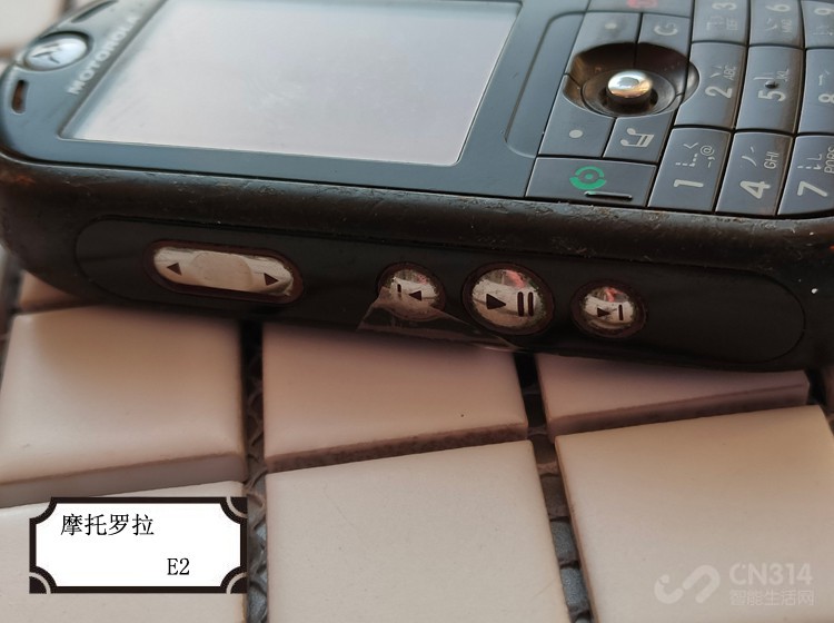 目前最好用的moto手机,moto老款手机大全