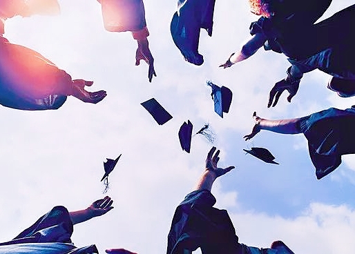 university和college区别在哪里,university和college哪个是大专