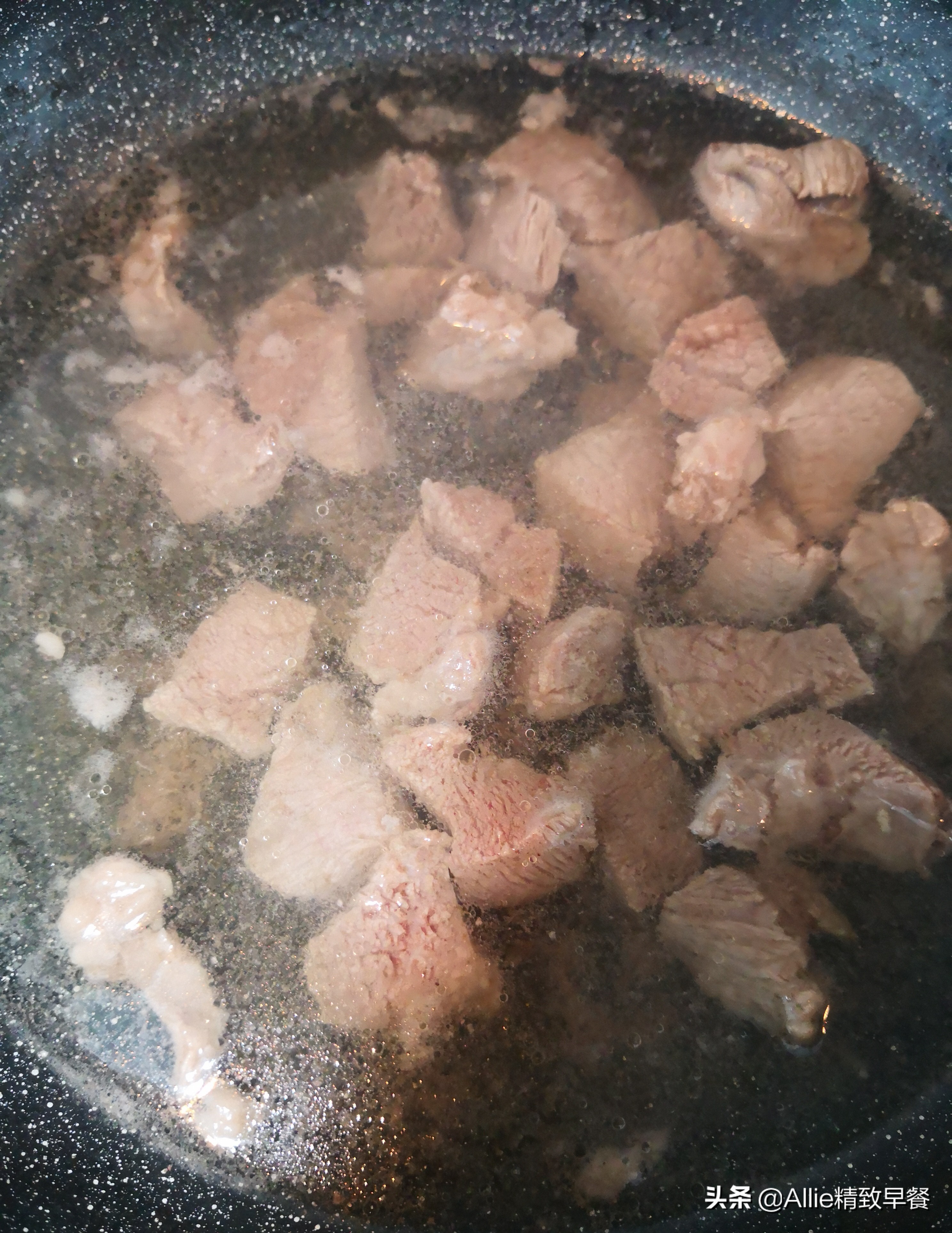 正宗牛肉拉面的做法全过程,牛肉拉面的面怎么制作