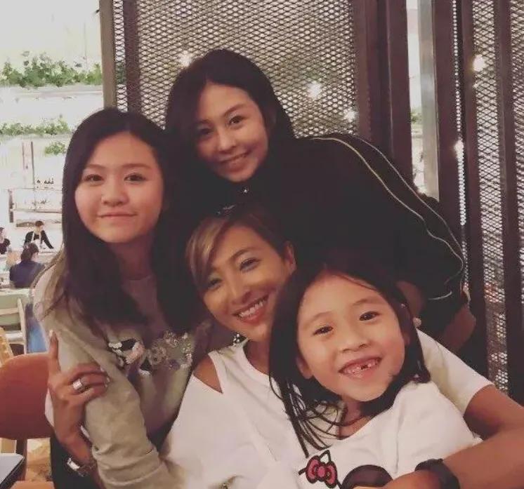 邱淑贞王晶情史,王晶挚爱邱淑贞